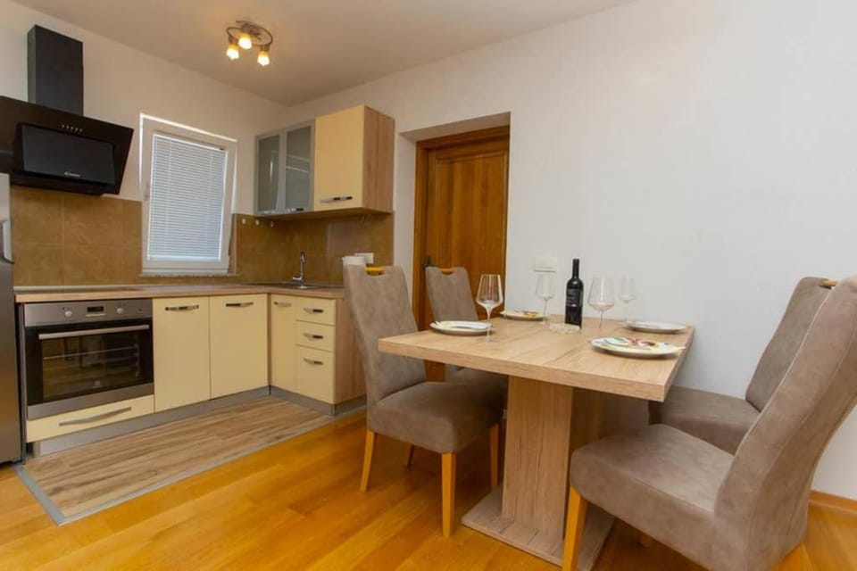 Apartments Vladimir #3 Apartment in Makarska