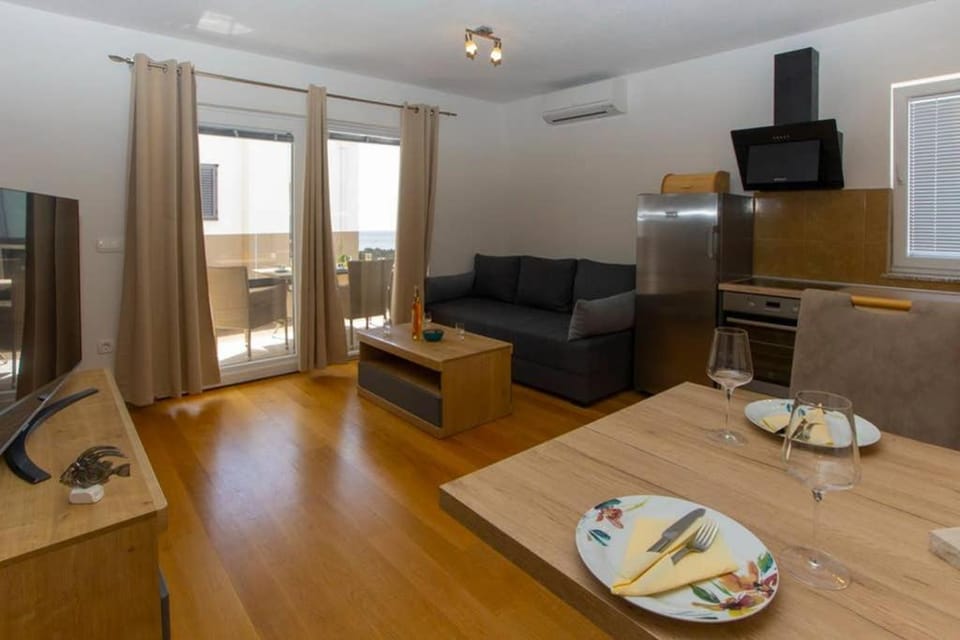 Apartments Vladimir #3 Apartment in Makarska