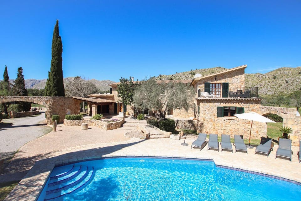 Property building, Pool view, Swimming pool