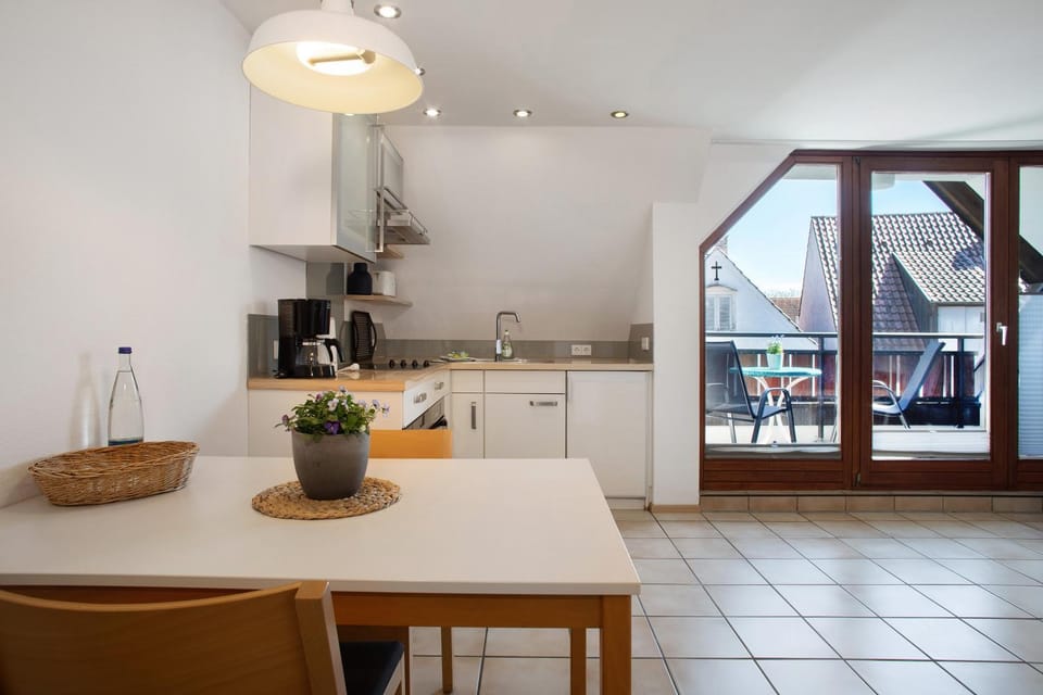 Property building, Kitchen or kitchenette, Living room