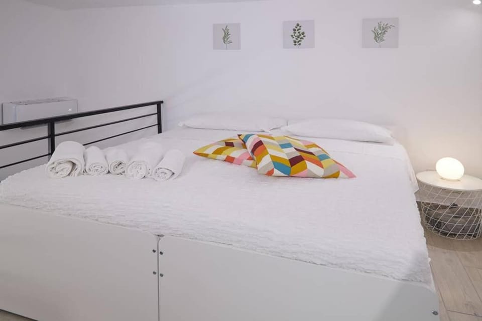 La Palma Loft Located in the Heart of Catania House in Catania