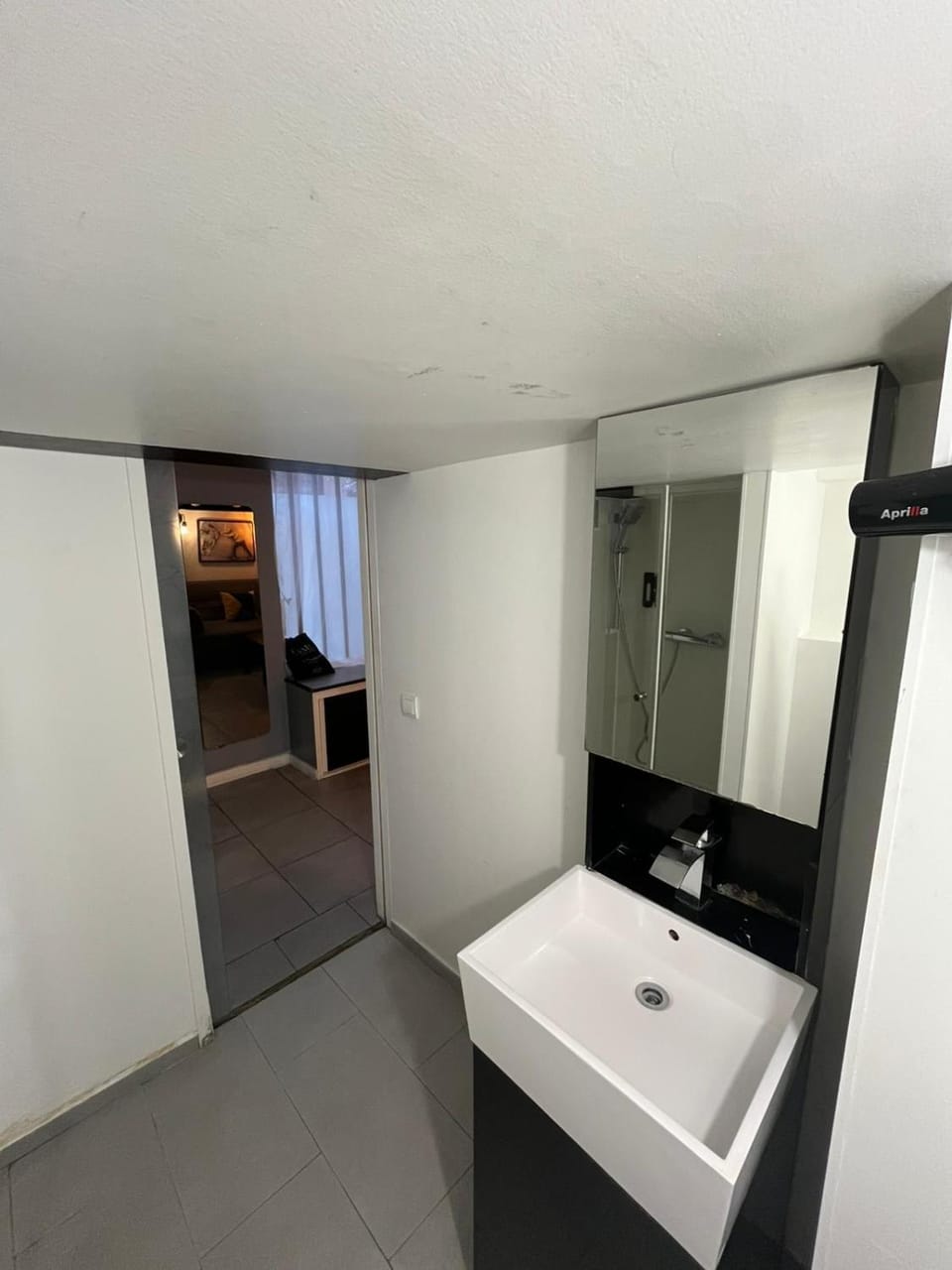 Spacious, bright and beautifully decorated flat in heart of Marais short walk to Picaso Museum Apartment in Paris
