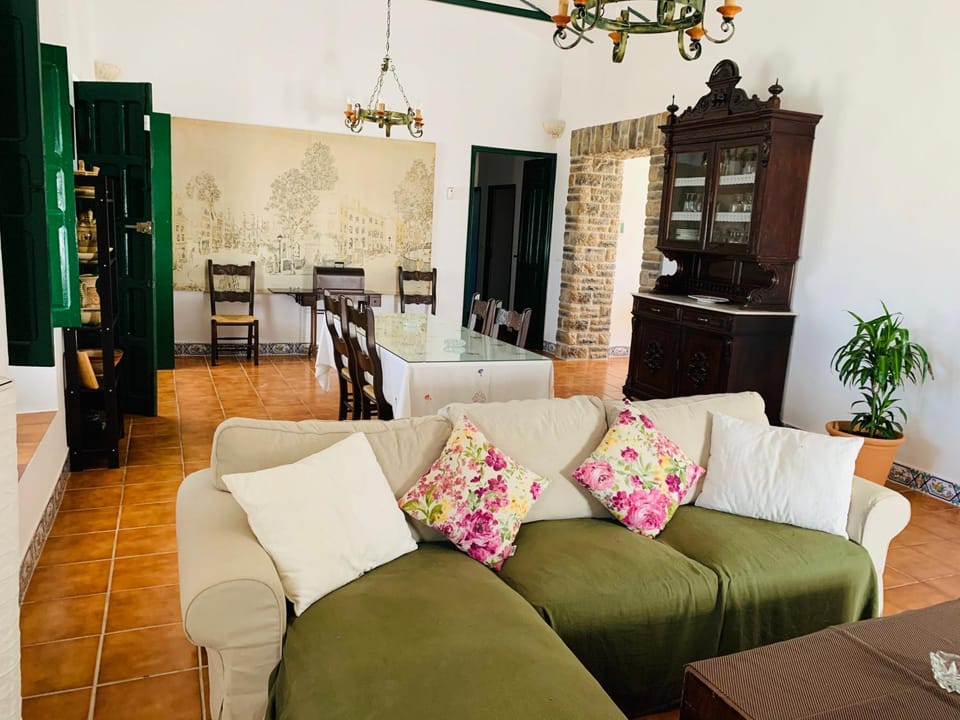 F.Los Alcores House in Andalusia