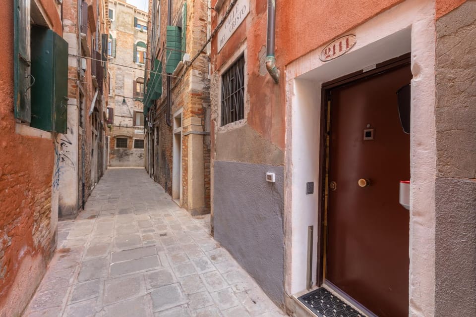 Venice Venezia ,GHETTO,BIENNALE, Campo Maddalena Apartment in Venice