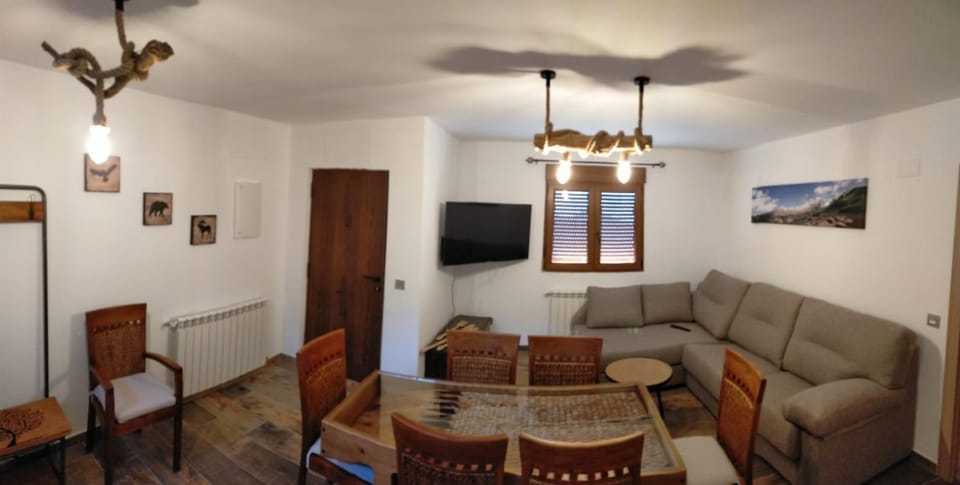 Casas Rurales Bestue-Ordesa Apartment in Aragon