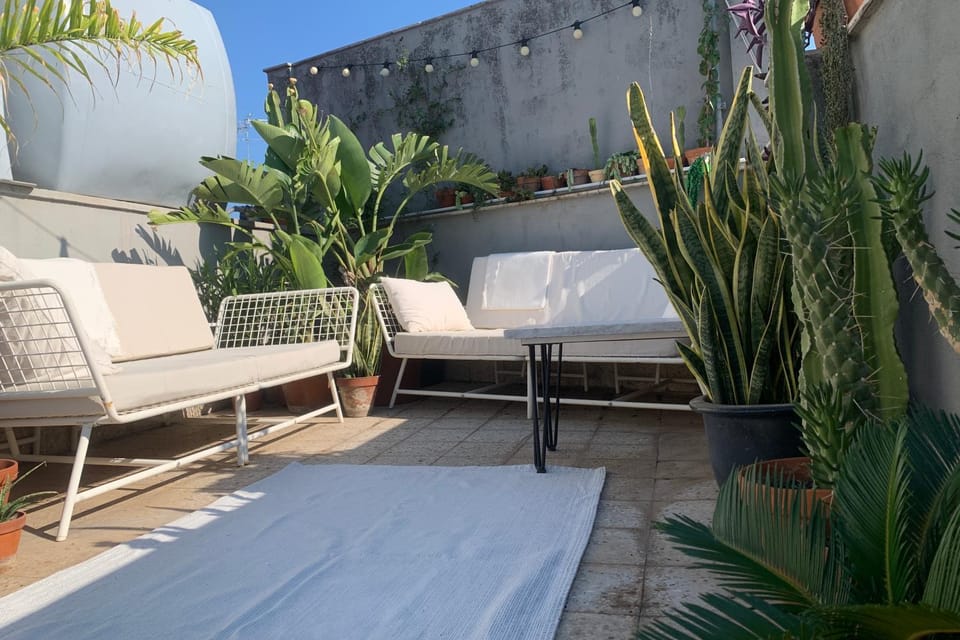 Patio, Day, View (from property/room), Balcony/Terrace, sunbed, Internal: Not applicable to any particular room