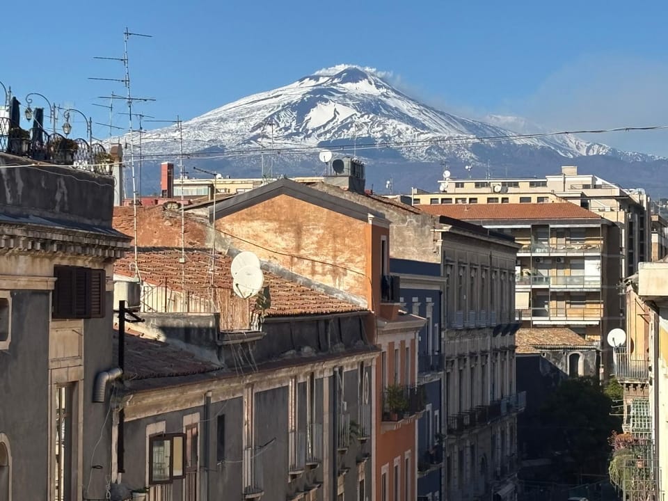 Nearby landmark, Day, Natural landscape, City view, Mountain view