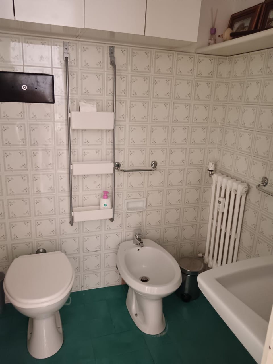 Bathroom, bidet