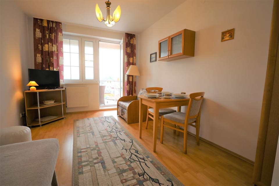 TV and multimedia, Living room, Dining area