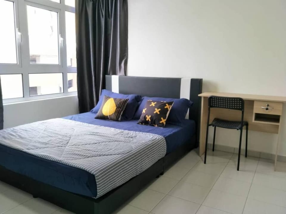 Enjoy the sunset @ Bright mesahill condo Apartment in Negeri Sembilan, Malaysia
