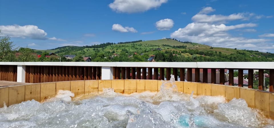 Sim House Bed and Breakfast in Romania