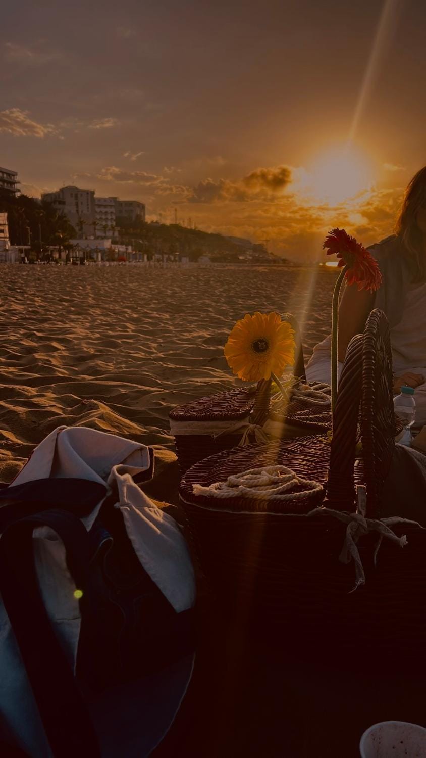 People, Natural landscape, Activities, Sunset, room service, VIP
