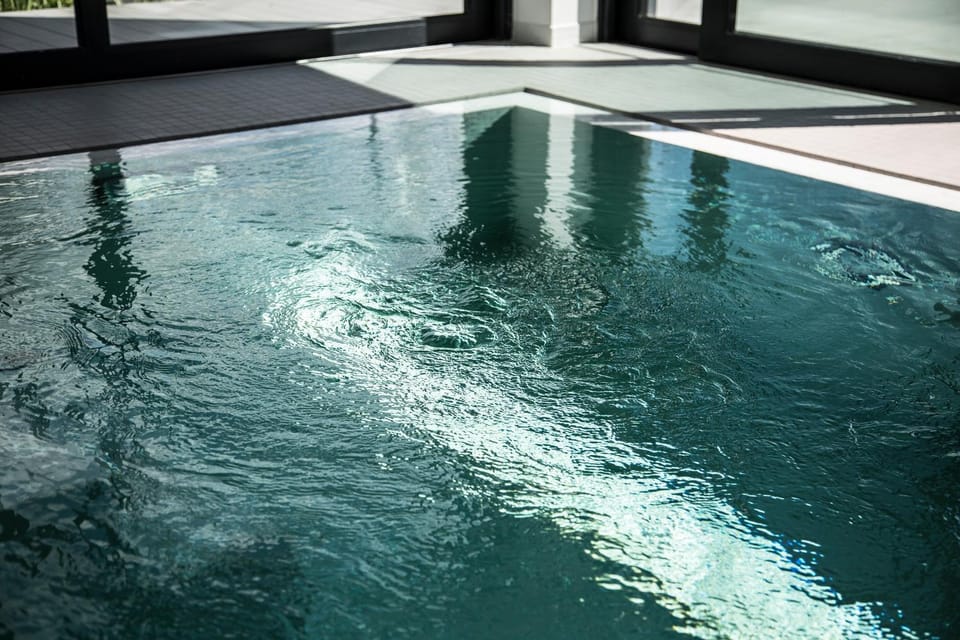 Hot Tub, Swimming pool, Swimming pool, Sports