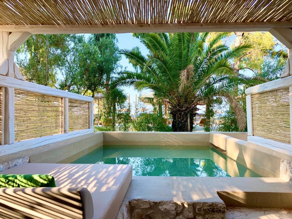 Pool view, Swimming pool