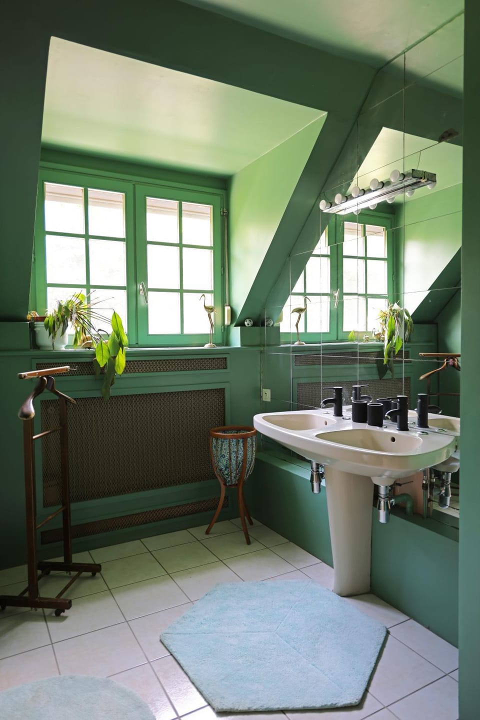 Bathroom, Decorative detail, Internal: Not applicable to any particular room