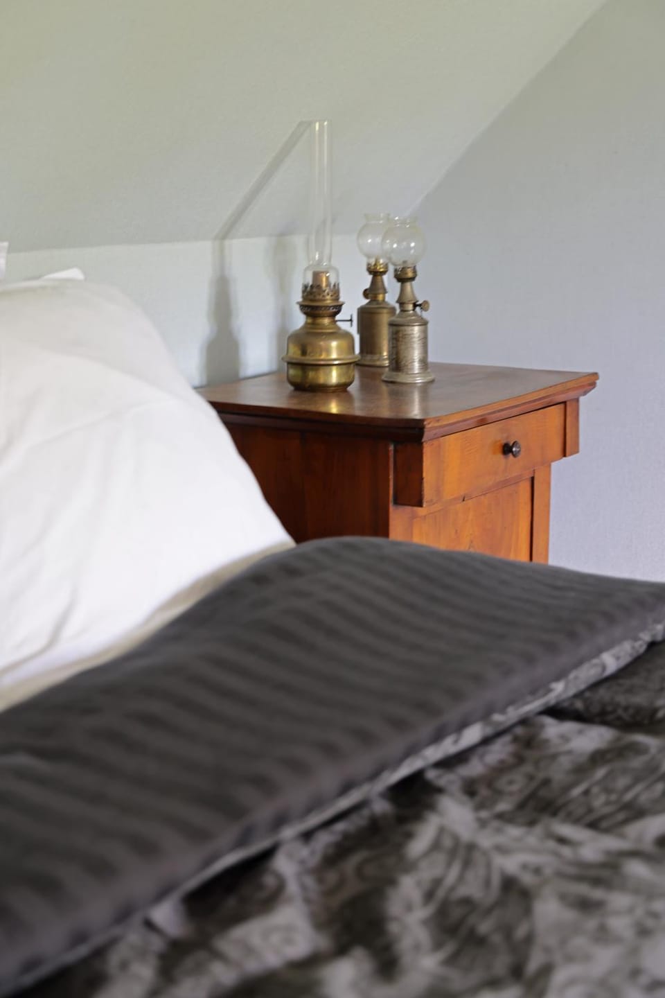 Bed, Bedroom, Internal: Not applicable to any particular room