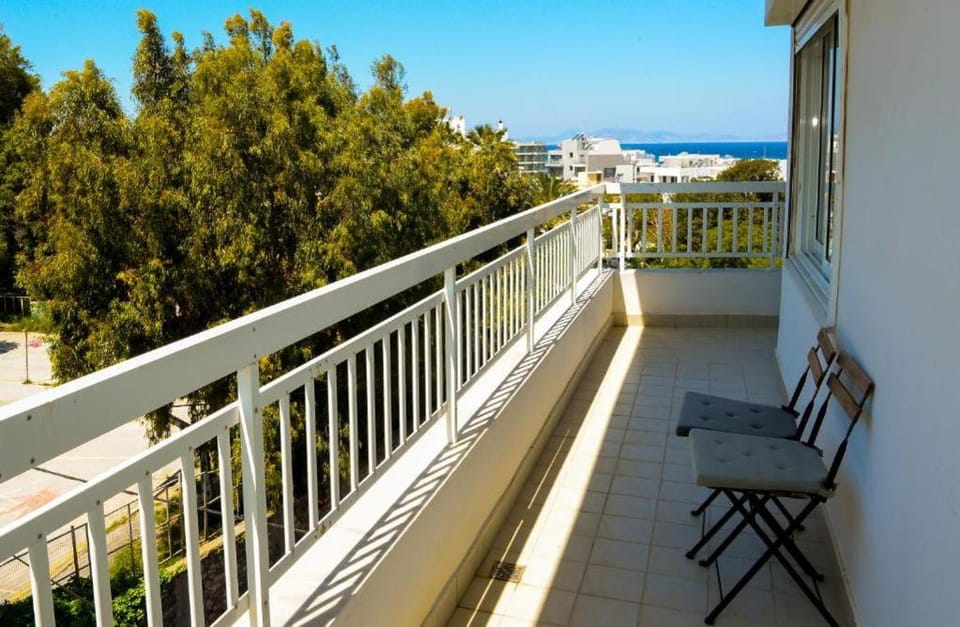 View (from property/room), Balcony/Terrace, Sea view