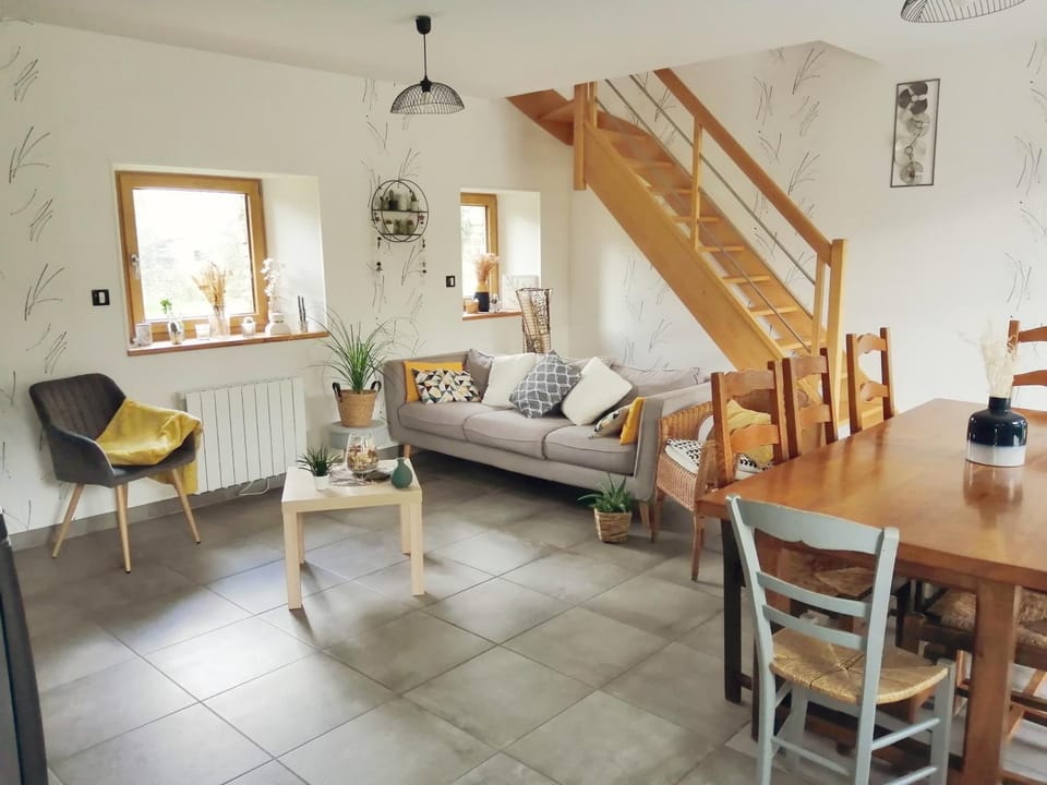 Gîte de Landemeure, 10 couchages, accès PMR House in Normandy