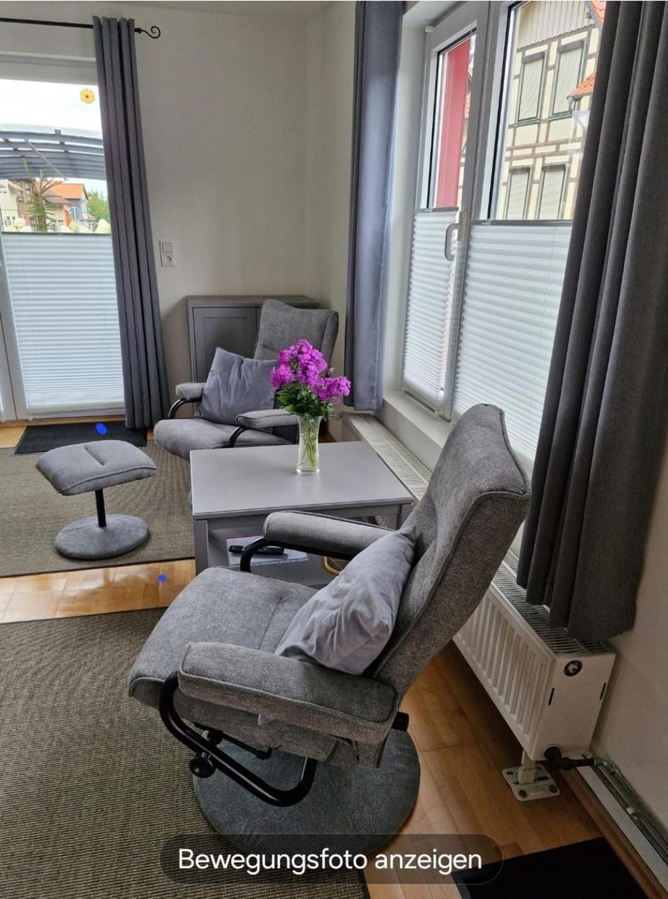Seating area
