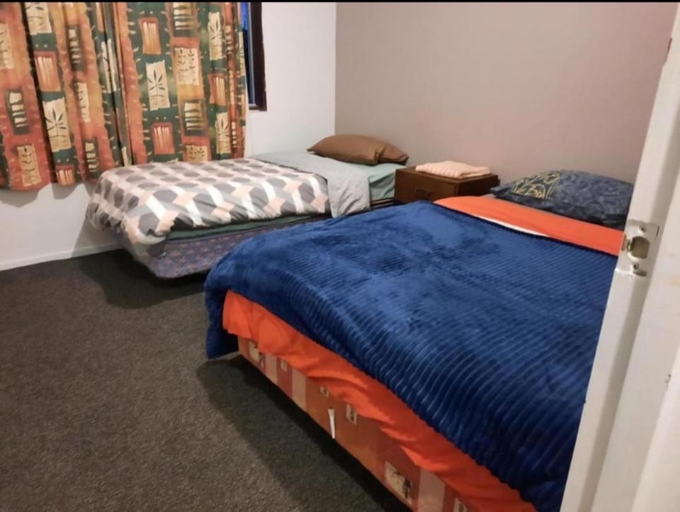 Bayfair Backpack House Bed and Breakfast in Tauranga