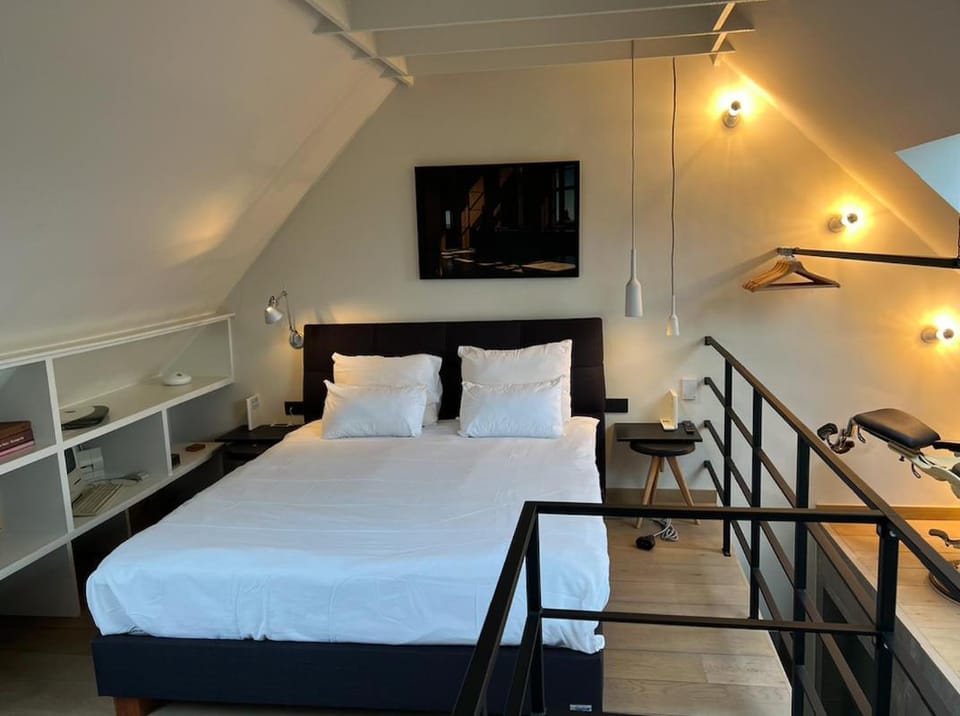L'atique by Agelandkaai-be with Airco Apartment in Ghent