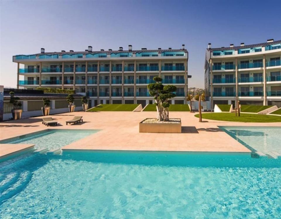 Off site, Garden, Balcony/Terrace, Swimming pool