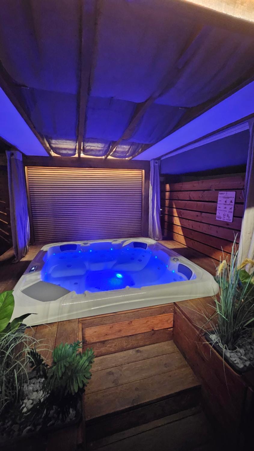 Hot Tub