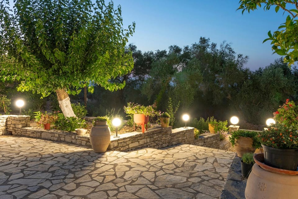 Garden, Balcony/Terrace