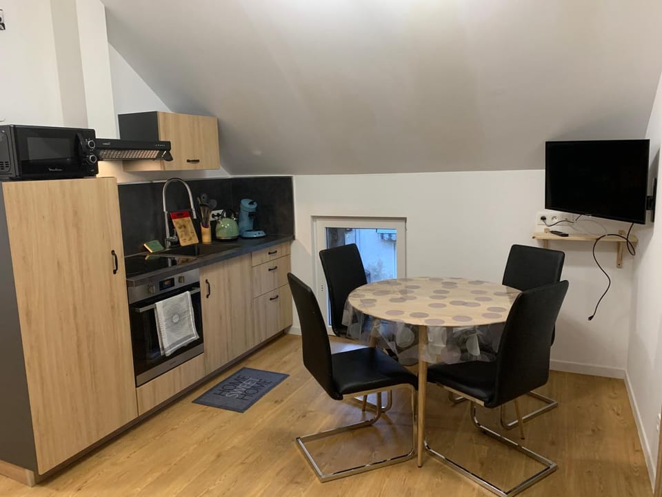 Nuit des étoiles gîte avec piscine et SPA communs Apartment in Sarreguemines