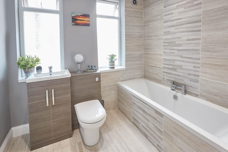 Toilet, Bathroom, Bath