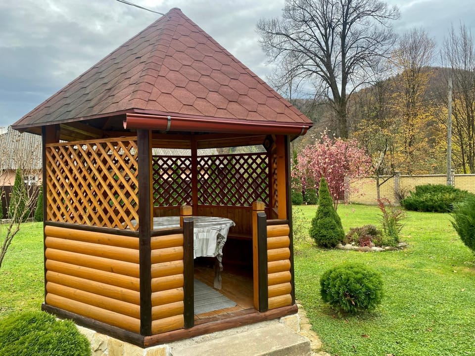 Садиба Орхідея Шешори Nature lodge in Ukraine