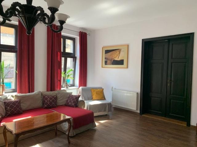 Kamienica na Krakowskiej 120 m2 Apartment in Czechia