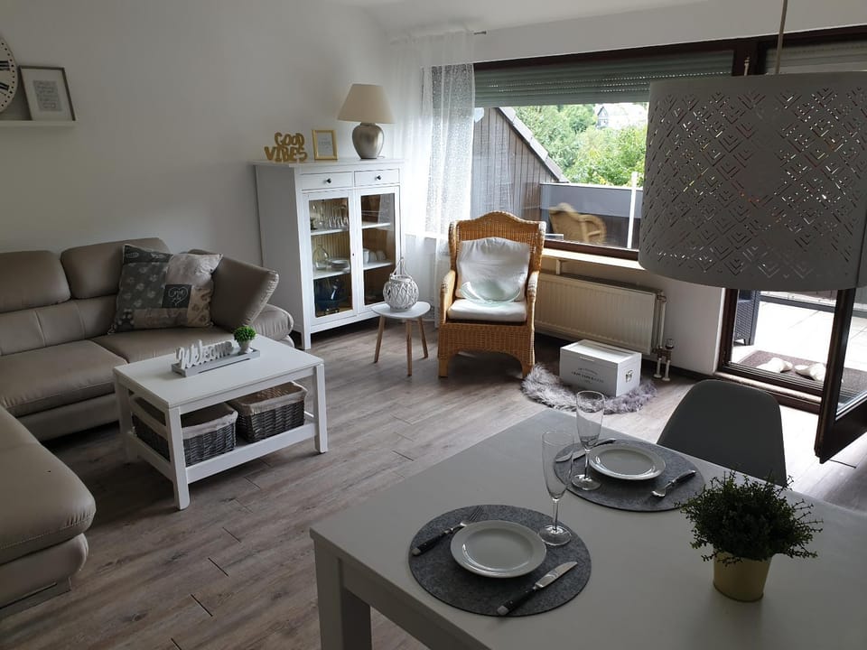 Andinas Fewo - Natur pur - Wunderschöner Ausblick Apartment in Winterberg