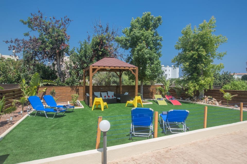 Patio, Garden
