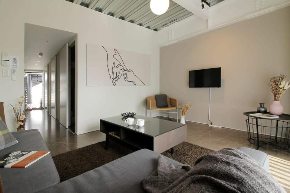 b hotel Komachi - City Retreat with BREAKFAST Apartment in Hiroshima