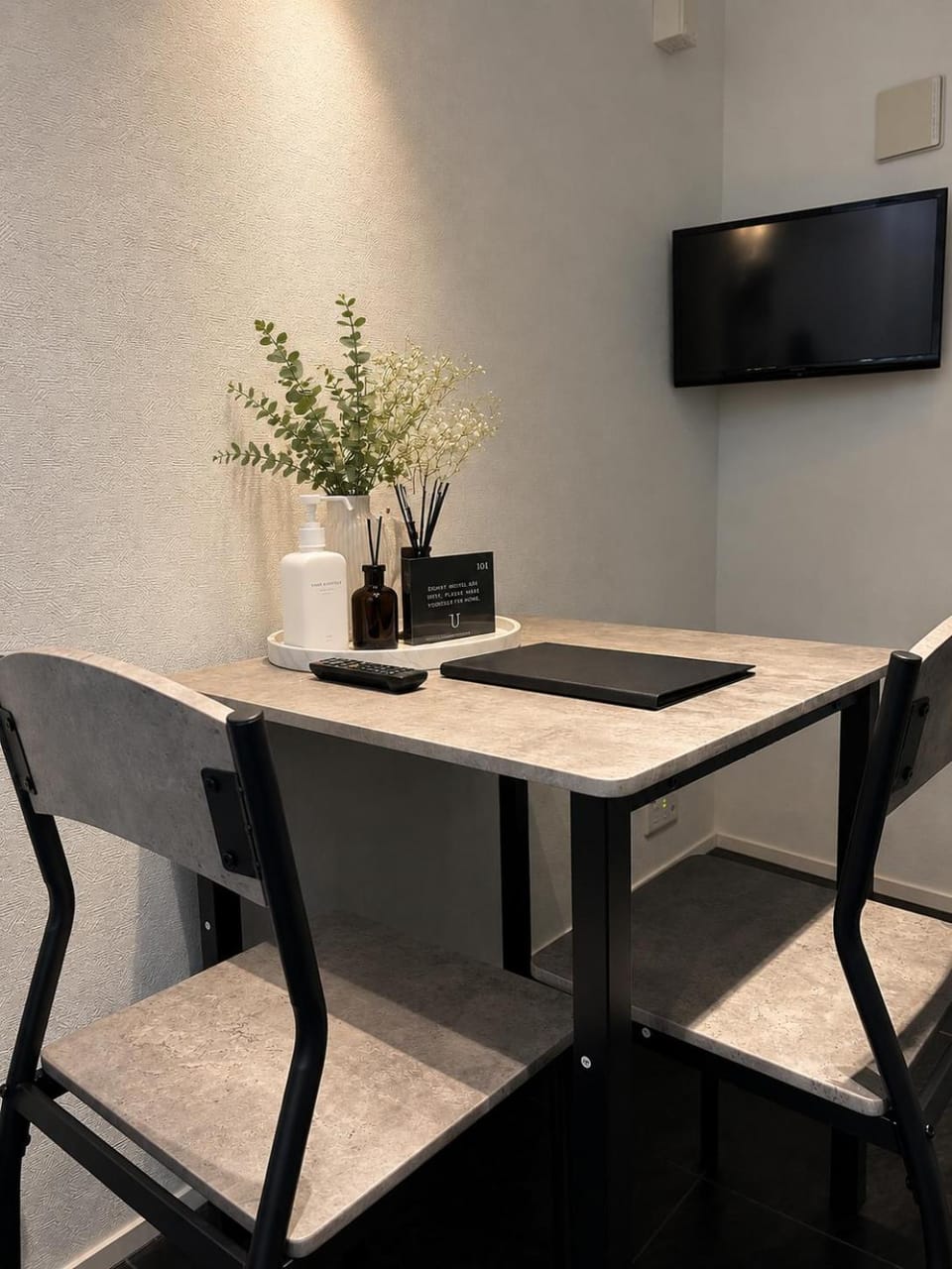 TV and multimedia, Seating area