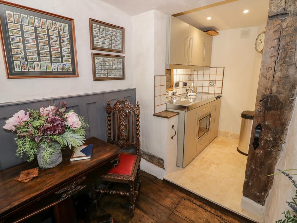 The Old Paper Shop House in Tewkesbury