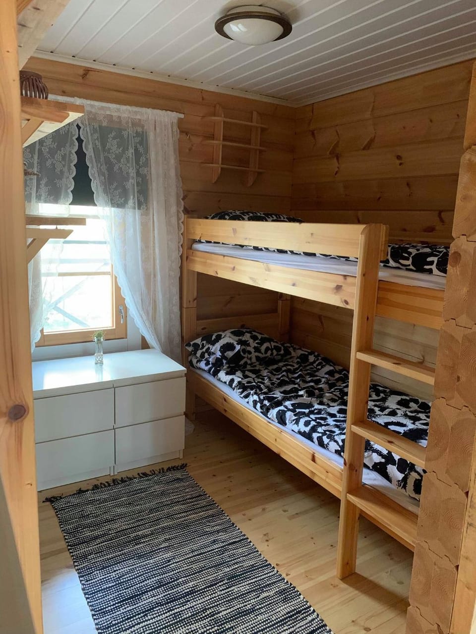 bunk bed