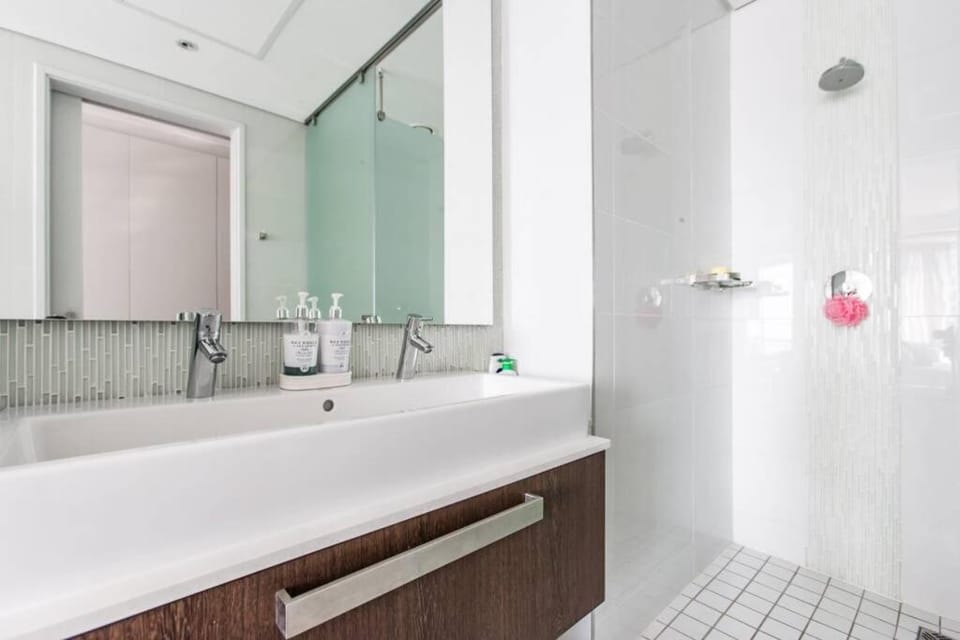 Alimama Spaces: Chelsea Manson's Skye Apartment in Sandton