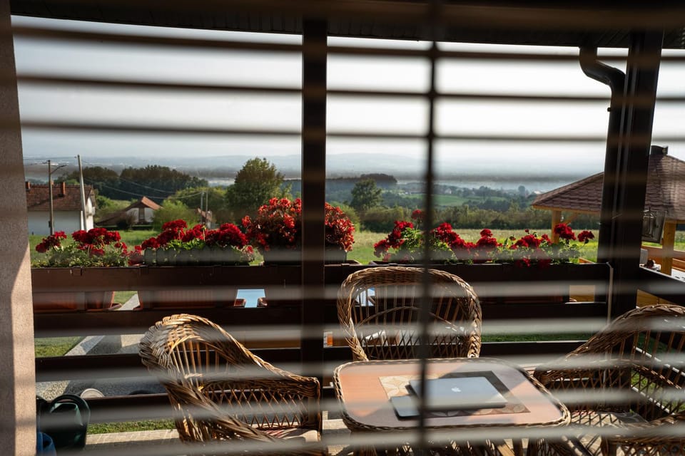 Natural landscape, View (from property/room), Balcony/Terrace, Garden view