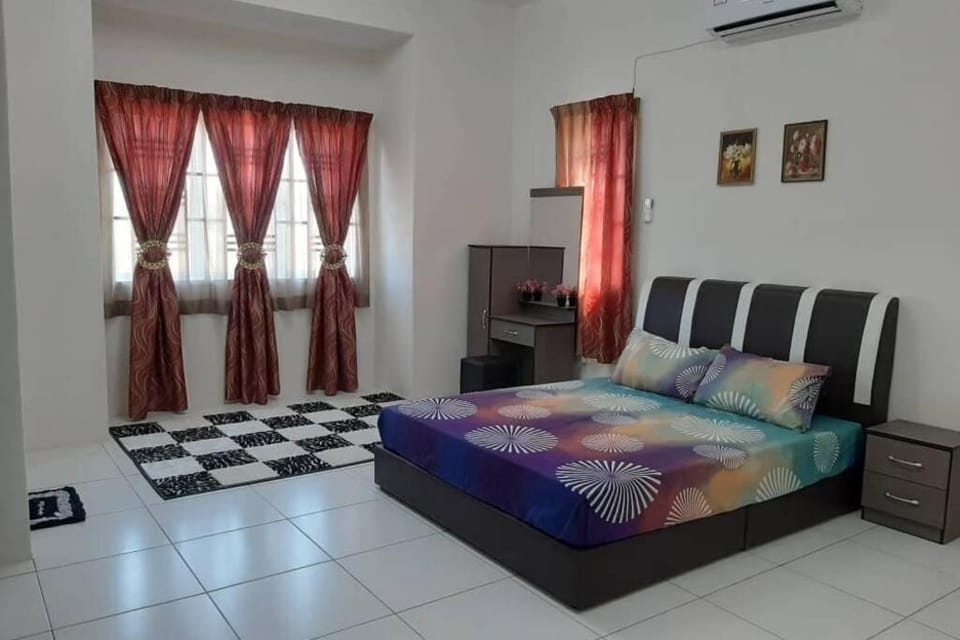 HM Homestay Lahat, Station 18, Ipoh Malay only 'مسلم' House in Ipoh