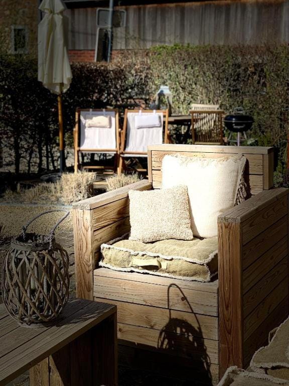 Patio, Inner courtyard view