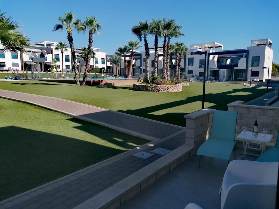 Bright bungalow Oasis Beach La Zenia Apartment in Vega Baja del Segura