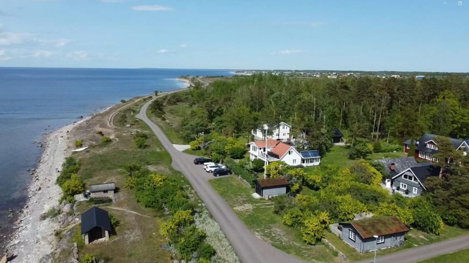 Off site, Natural landscape, Location