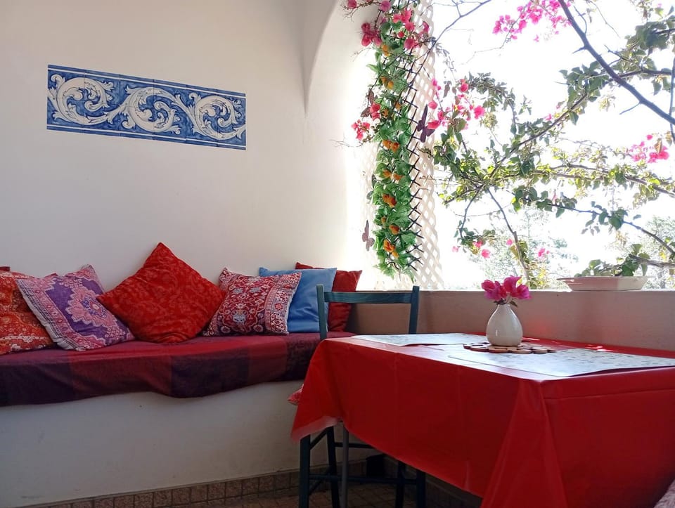 Bohème Valdareina, PISCINE CHAUFFEE, Bénagil-Carvoeiro Apartment in Lagoa