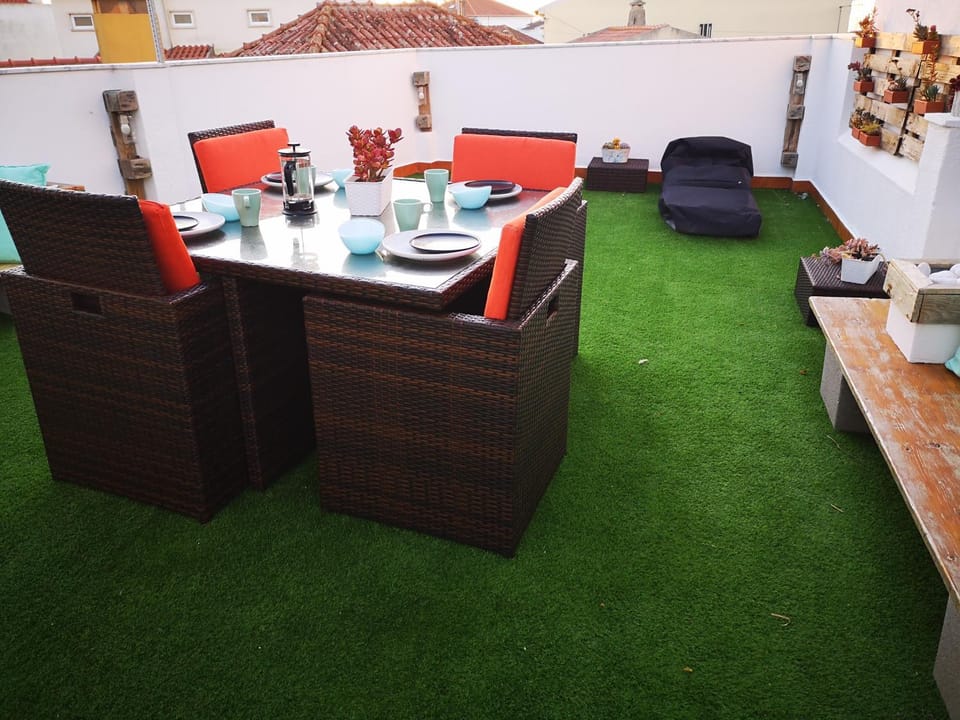 Off site, Balcony/Terrace