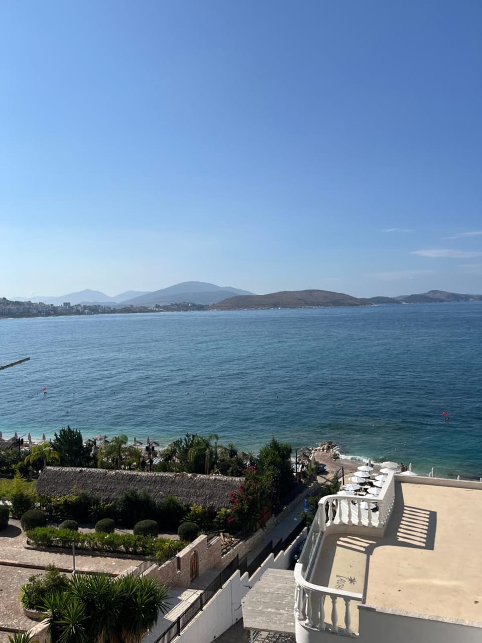 AMAZING VIEW Apartment in Sarandë