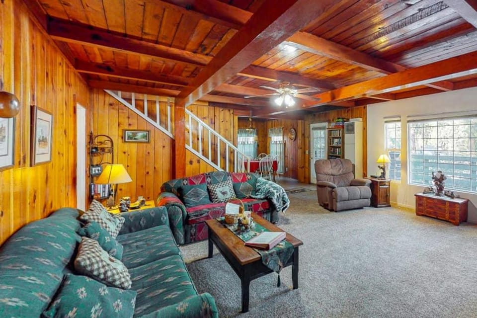 Maul Cabin Cabin in Shaver Lake