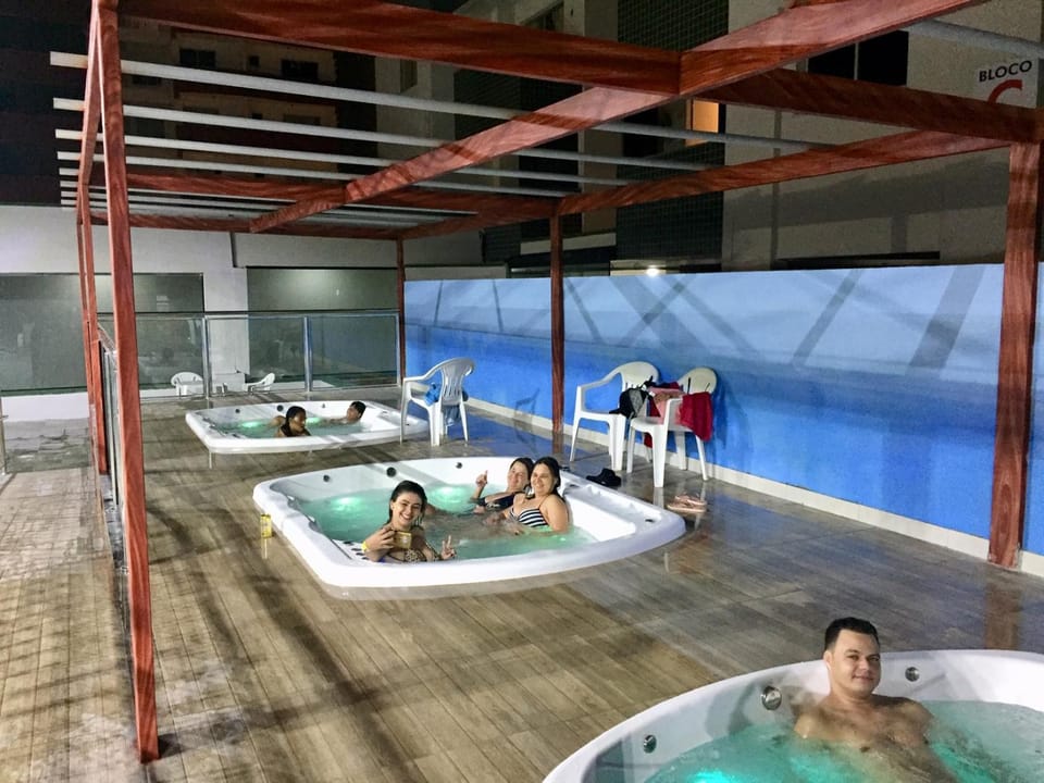 Hot Tub, Swimming pool