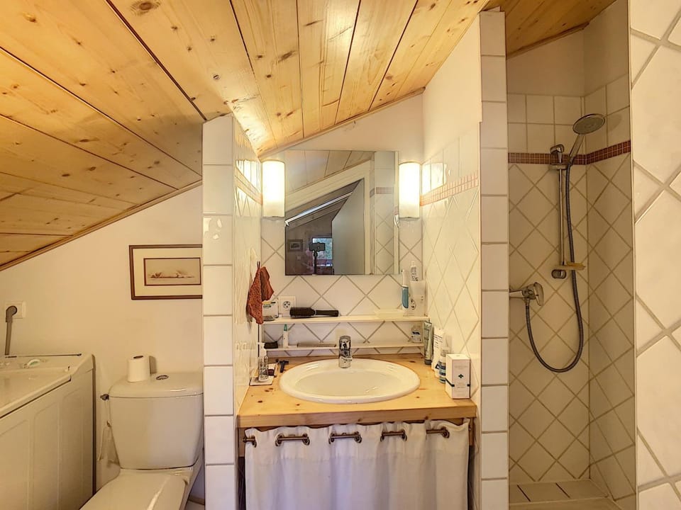 Appartement cosy avec mezzanine, au pied des pistes à Combloux, parking inclus Apartment in Combloux